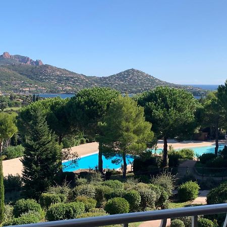 Saint Raphael, Cap Esterel Le Hameau. Vue Mer Экстерьер фото